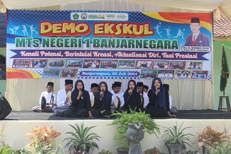 Daftar Ekstrakurikuler MTs Negeri 1 Banjarnegara Daftar Ekstrakurikuler MTs Negeri 1 Banjarnegara