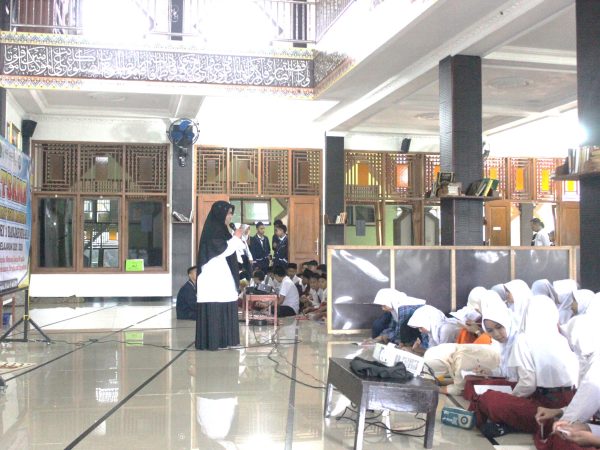 Lawan Bullying, Rangkul Perbedaan Wujudkan Harmoni: Guru BK Madtsansa Suarakan Toleransi Untuk Anti Bullying dan Kekerasan