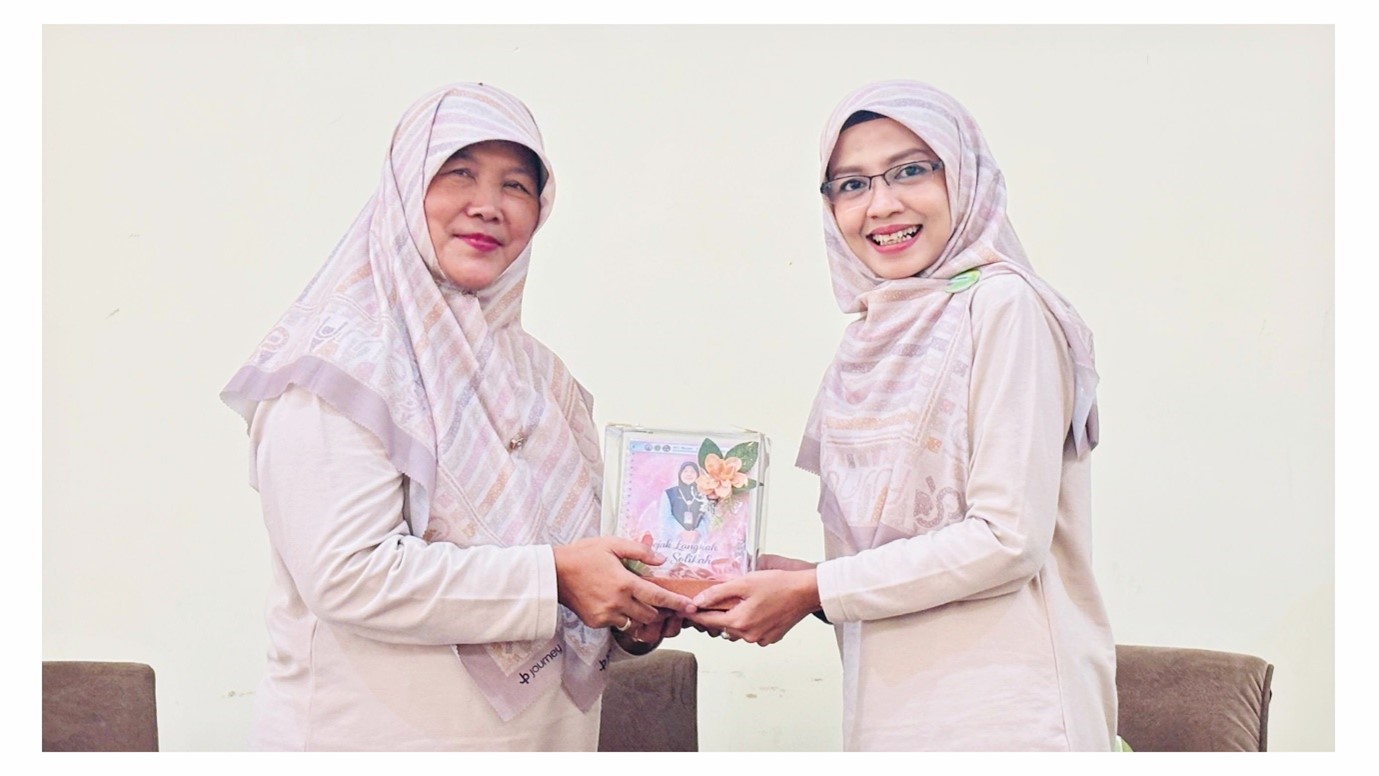 Dari Hati ke Lembar Puisi, Doa dan Senandika, Madtsansa Hadirkan Buku Antologi “Jejak Langkah Ibu Solikah”