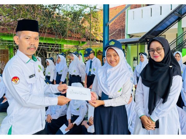 Gemilang di Peringatan Isra Mi’raj, Kelas 8C Raih Juara Umum The Spiritual Journey